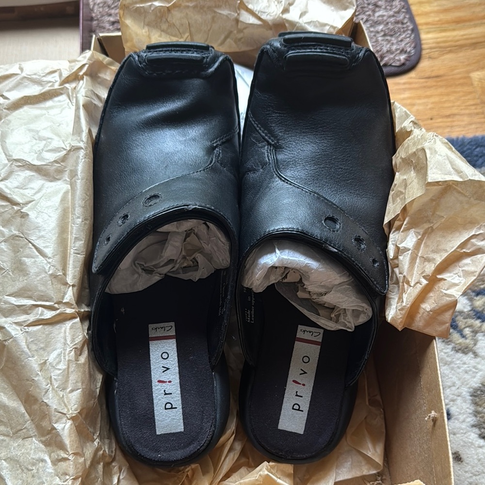NWT Privo Black Leather Casual Loafers